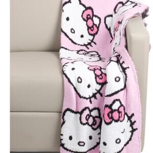 Hello Kitty Pink and White 50x70 Polyester Throw Blanket